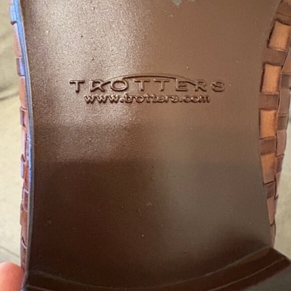 Trotter's Liz Women's Brown Loafers Size 9M - Picture 9 of 9